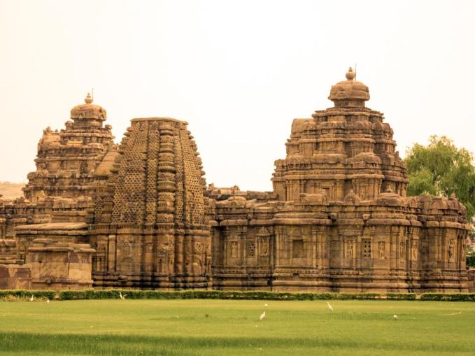 Pattadakal-group-kashi-vishwanath-960-720